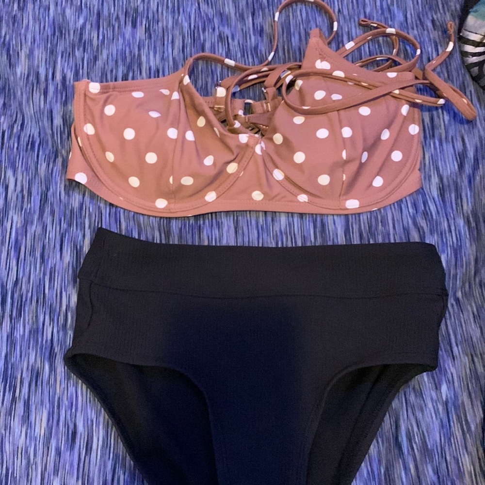 swim suit